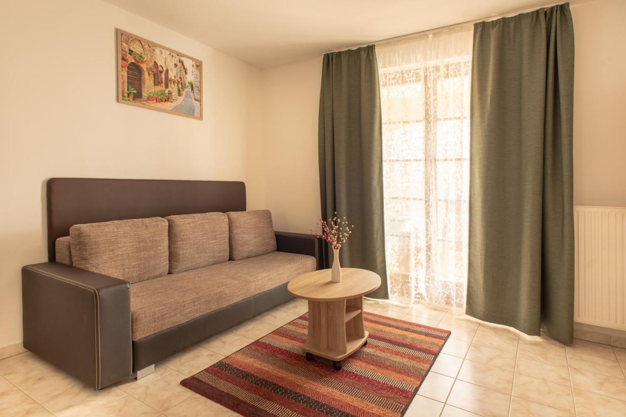 Modor Apartman Альшопахок Экстерьер фото