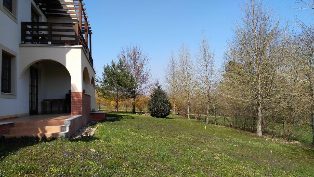 Modor Apartman Альшопахок Экстерьер фото